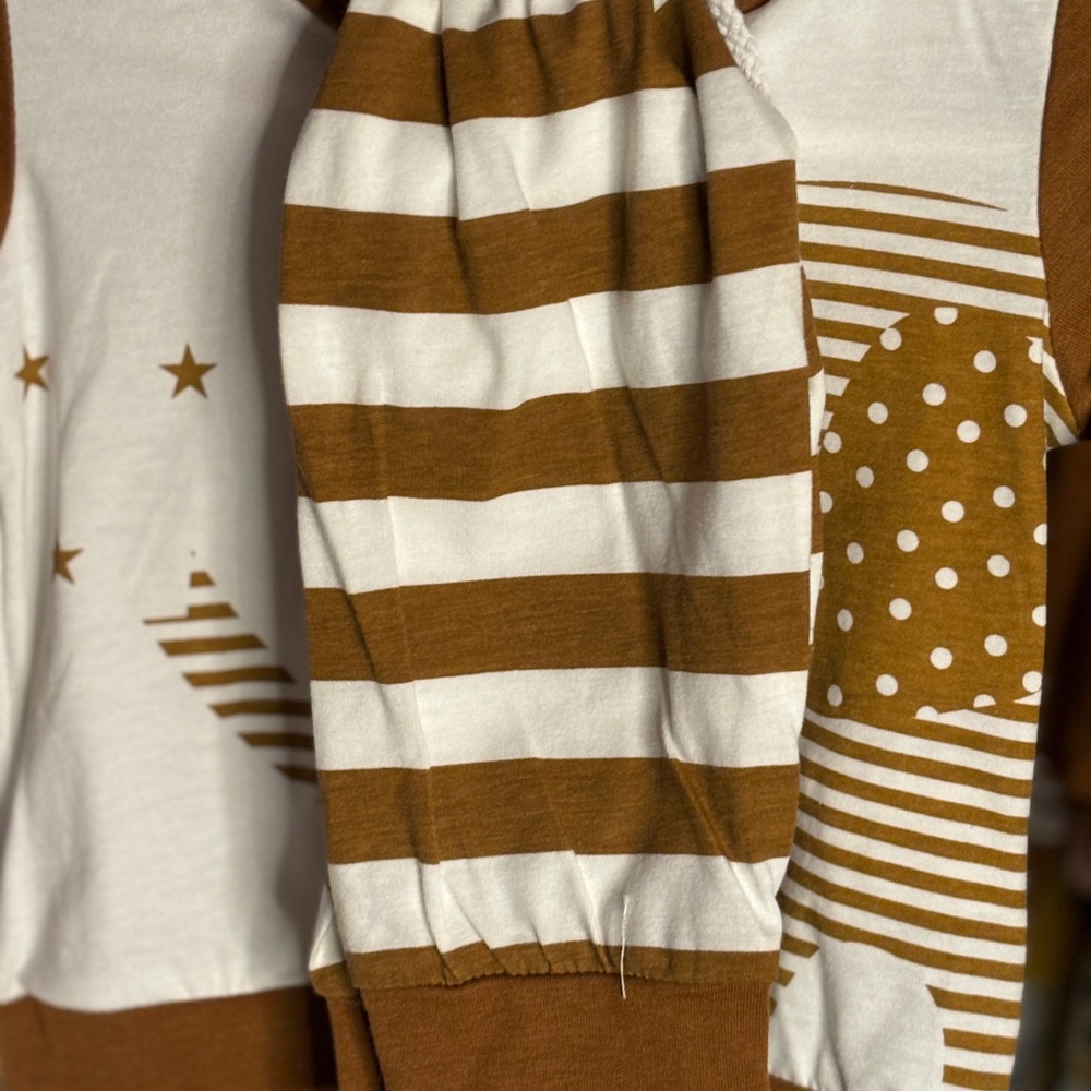 6-9 months boys matching set. Elephant and Stripes NWOT